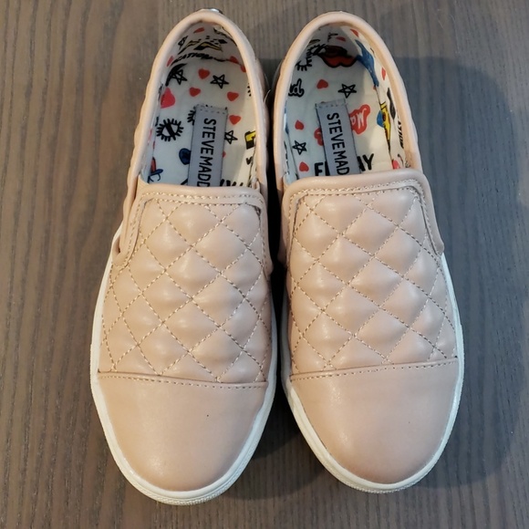 madden girl quilted sneakers